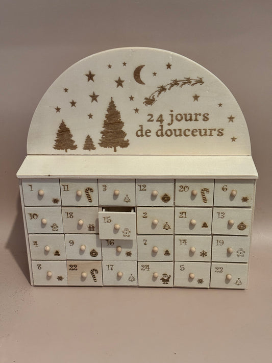 Calendrier de l’Avent en bois – “24 jours de douceurs”