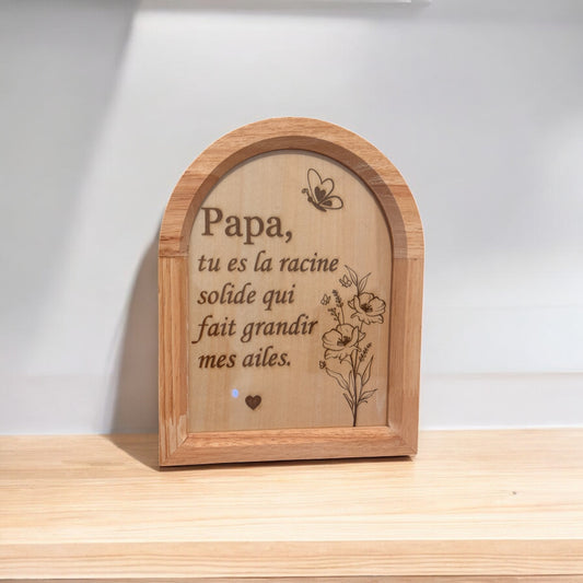 Cadre gravé “Papa, tu es la racine solide…” – Fête des Pères
