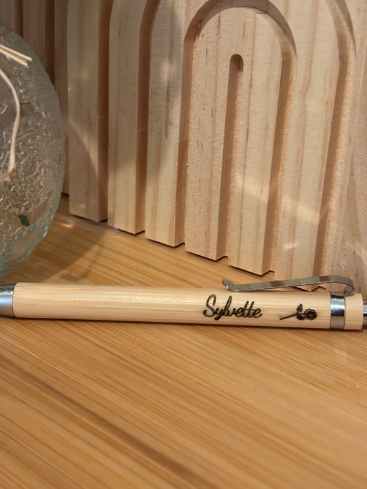 Stylo en bambou personnalisé